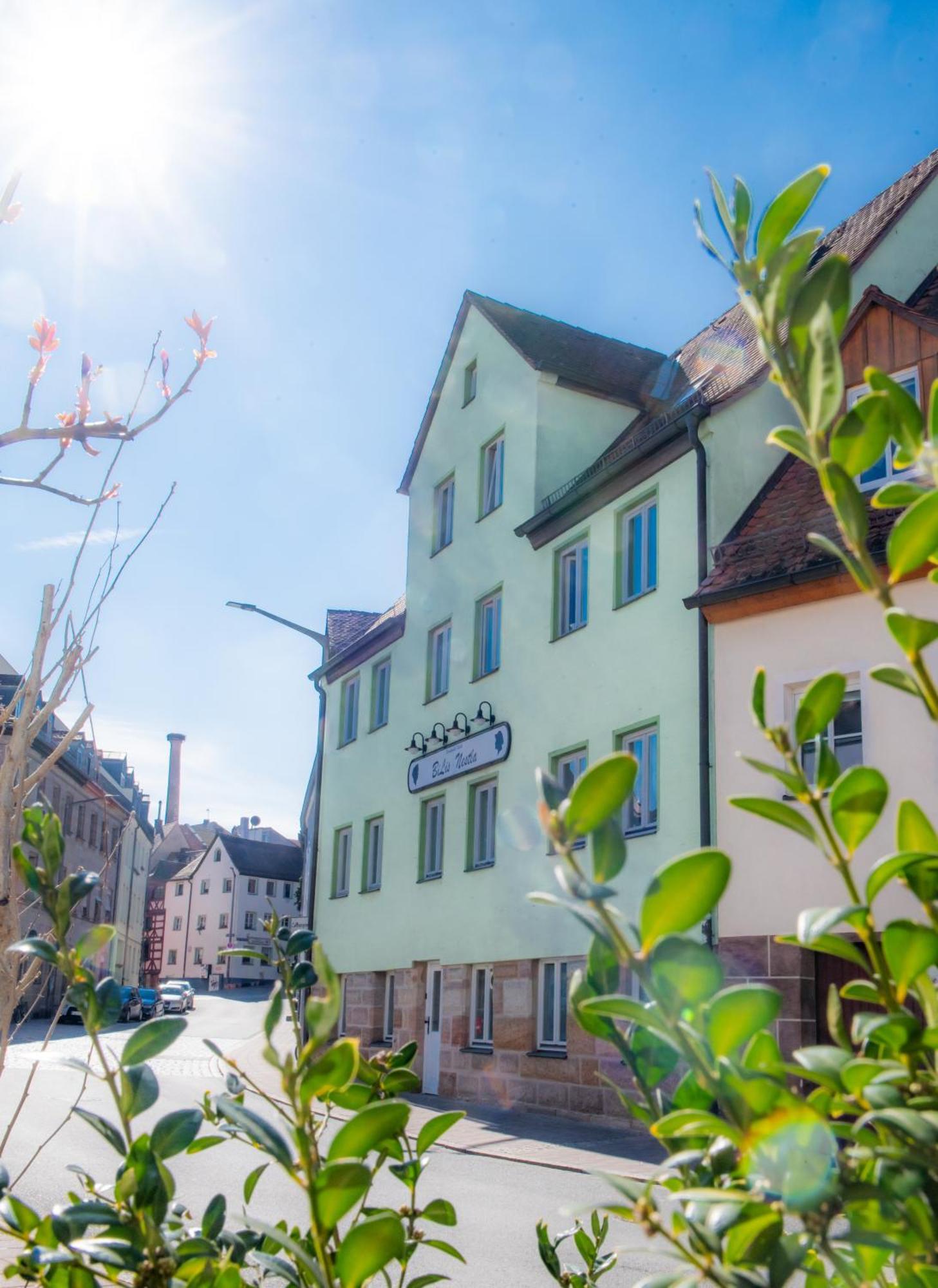 Haus99 Budget Pension & Apartments Фюрт Экстерьер фото