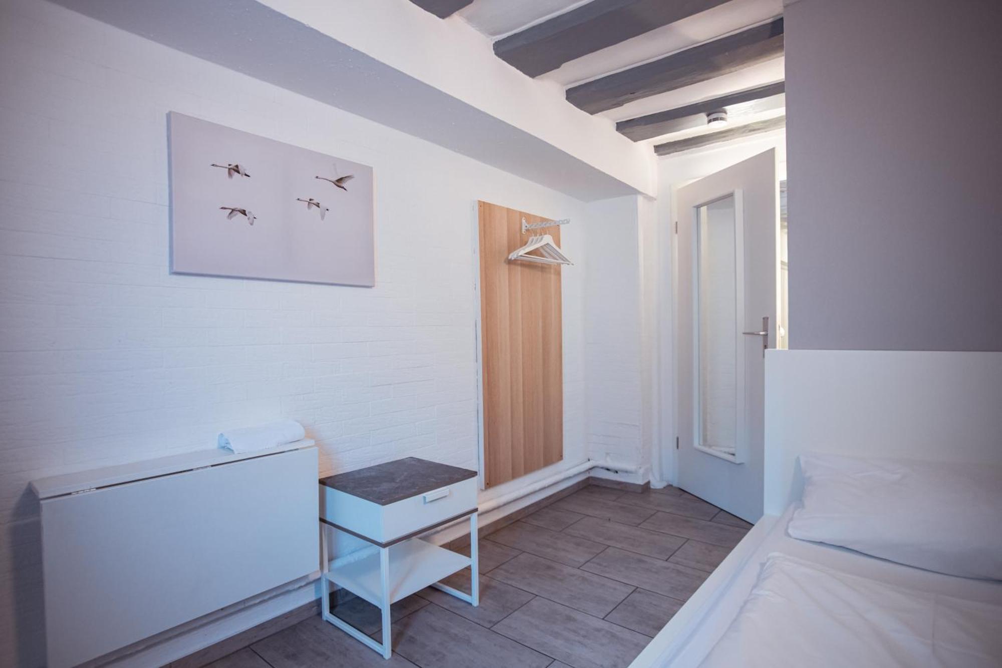 Haus99 Budget Pension & Apartments Фюрт Экстерьер фото